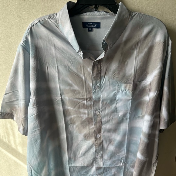 Simply Southern Men’s Button Down Polo Shirt - NWT - Picture 2 of 6